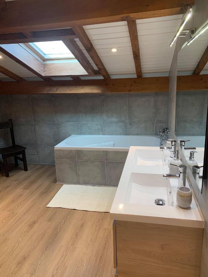 Lugon et l’Ile du Carney Chambre Vigne, Piscine Spa Fitness מראה חיצוני תמונה