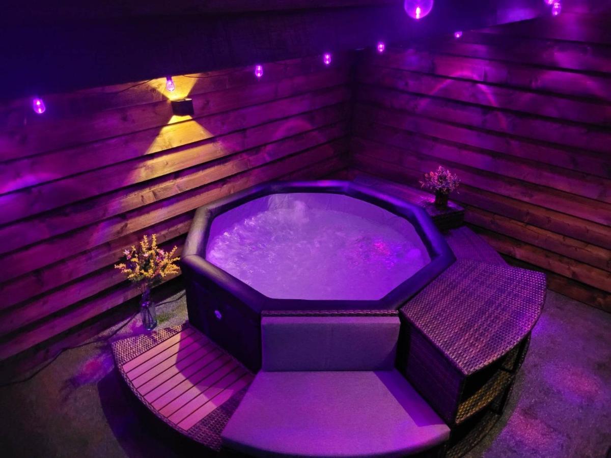 Lugon et l’Ile du Carney Chambre Vigne, Piscine Spa Fitness מראה חיצוני תמונה